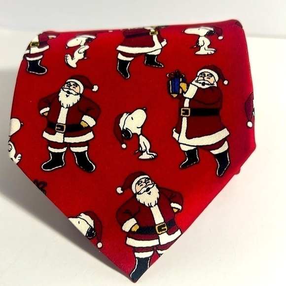 Tie Peanuts Snoopy and Santa holiday tie - Picture 1 of 10